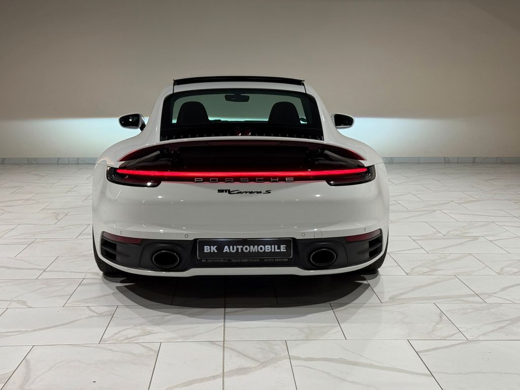 Porsche 992 2021