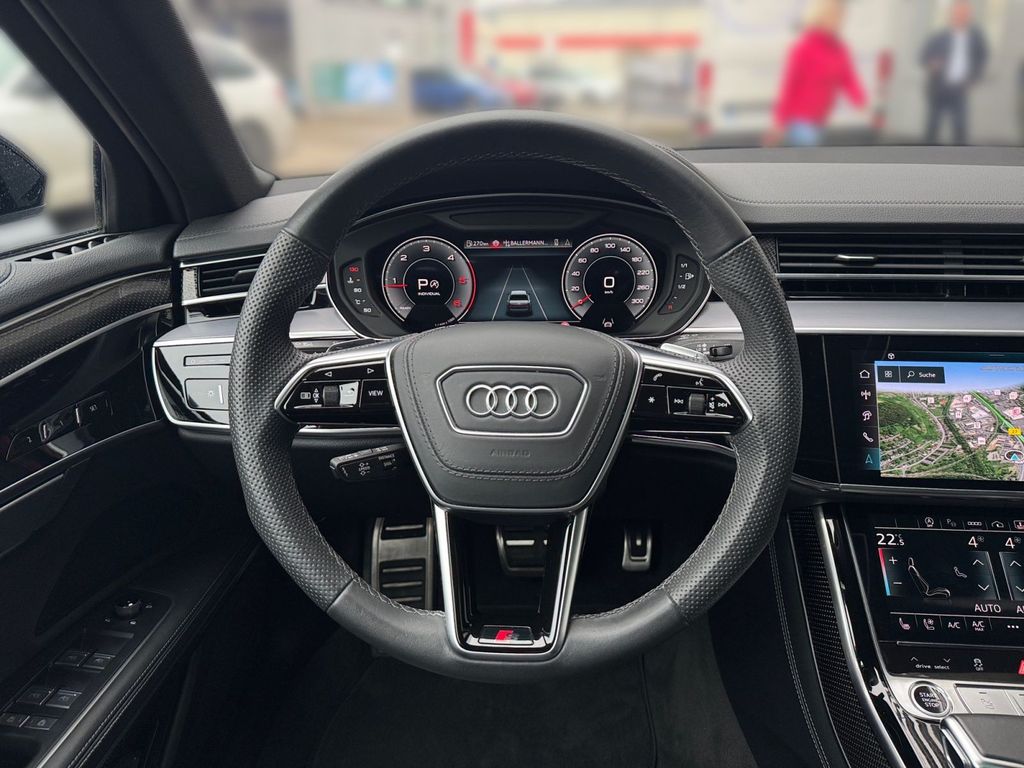Audi A8 2024