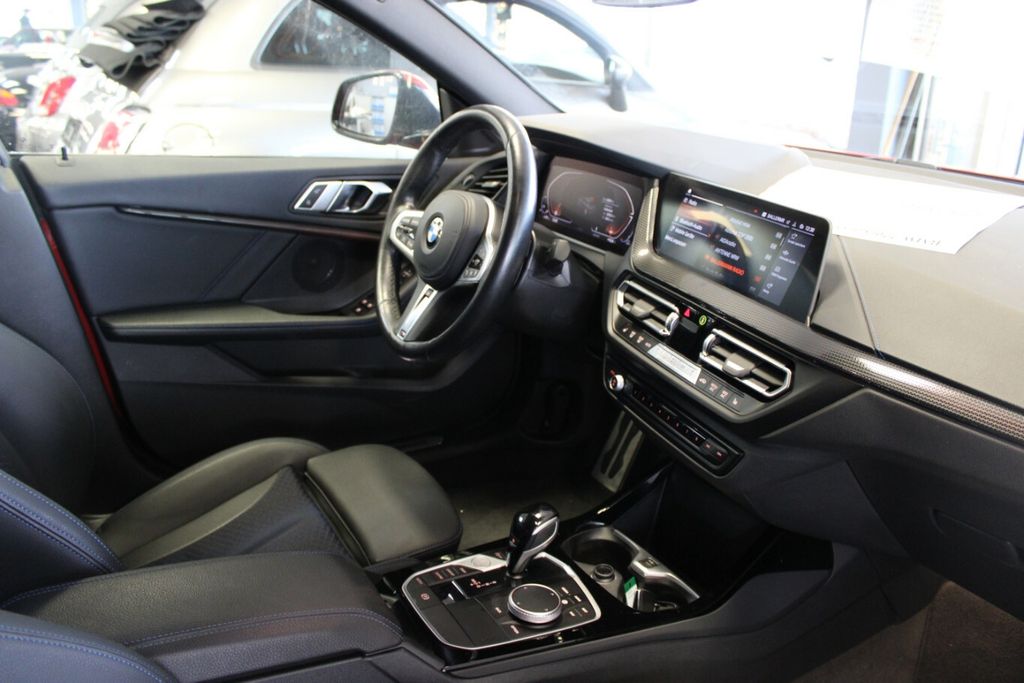 BMW 220 2022