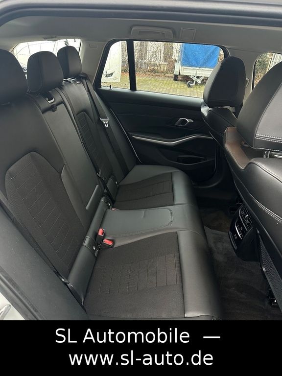 BMW 318 2021