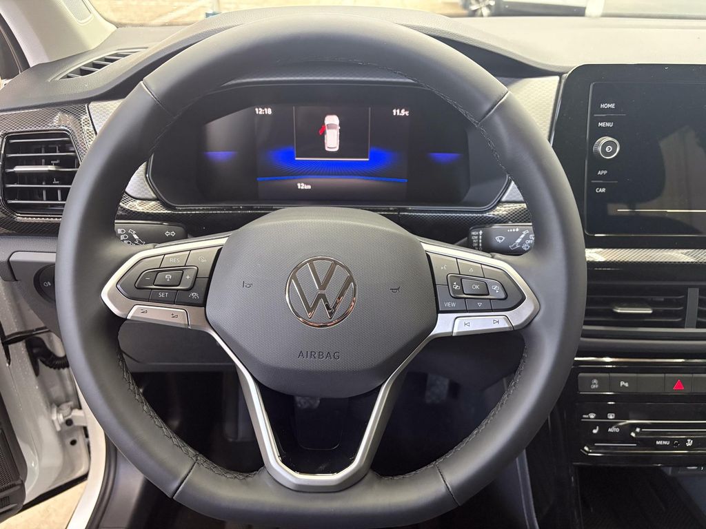 Volkswagen T-Cross 2024