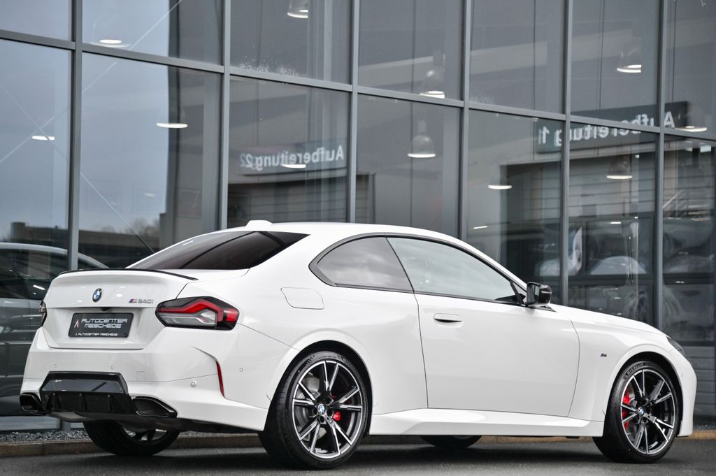 BMW M240i 2024
