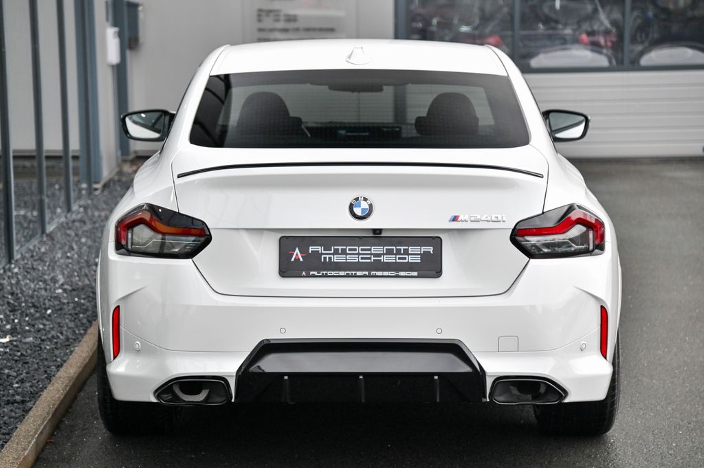 BMW M240i 2024