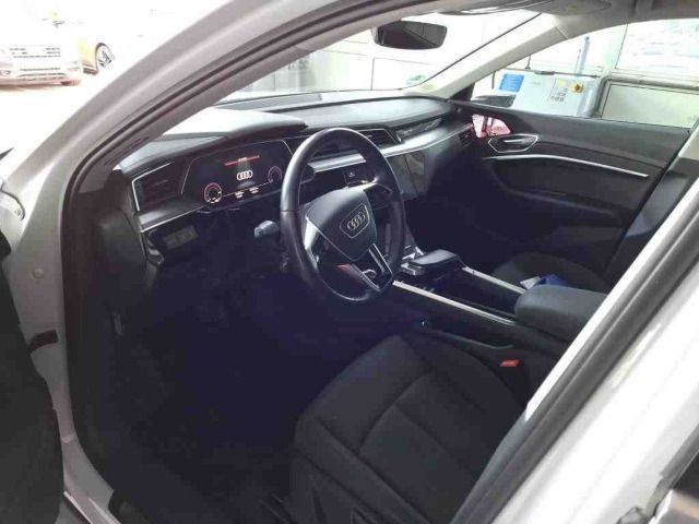 Audi e-tron 2022