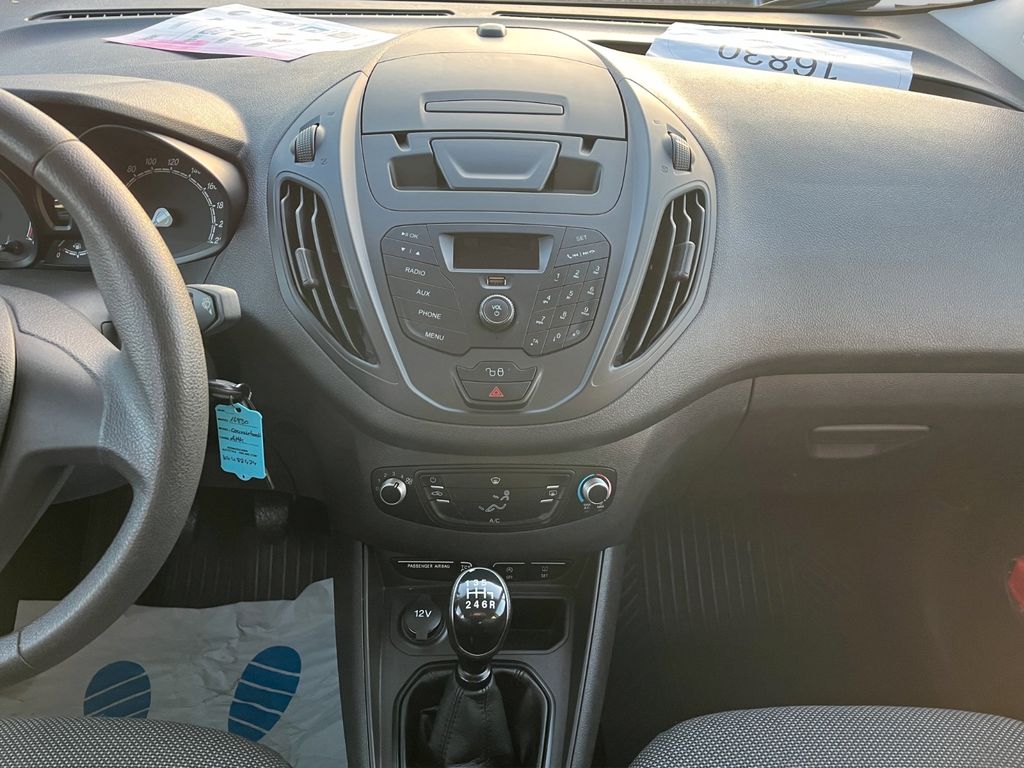 Ford Transit Courier 2019