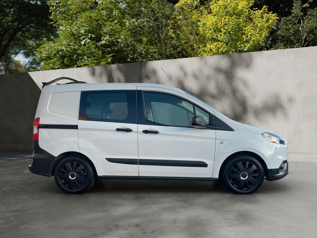 Ford Transit Courier 2019