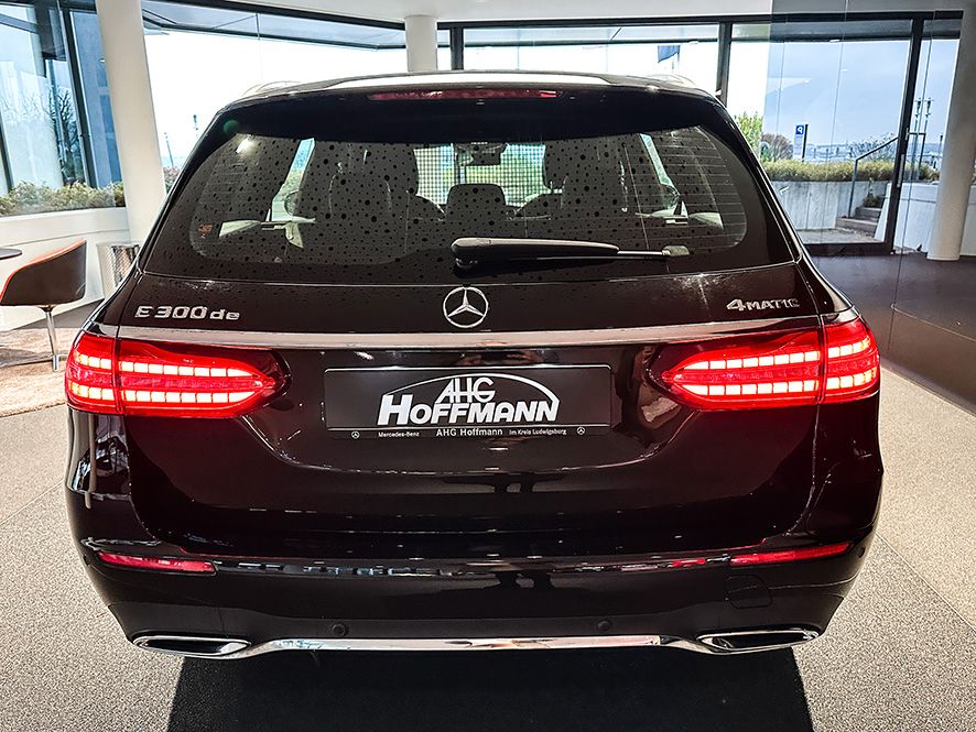 Mercedes-Benz E 300 2021