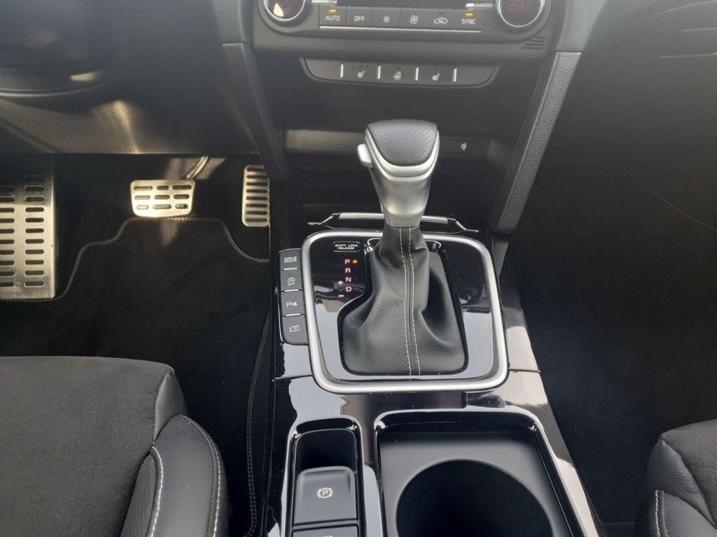 Kia cee'd / Ceed 2024