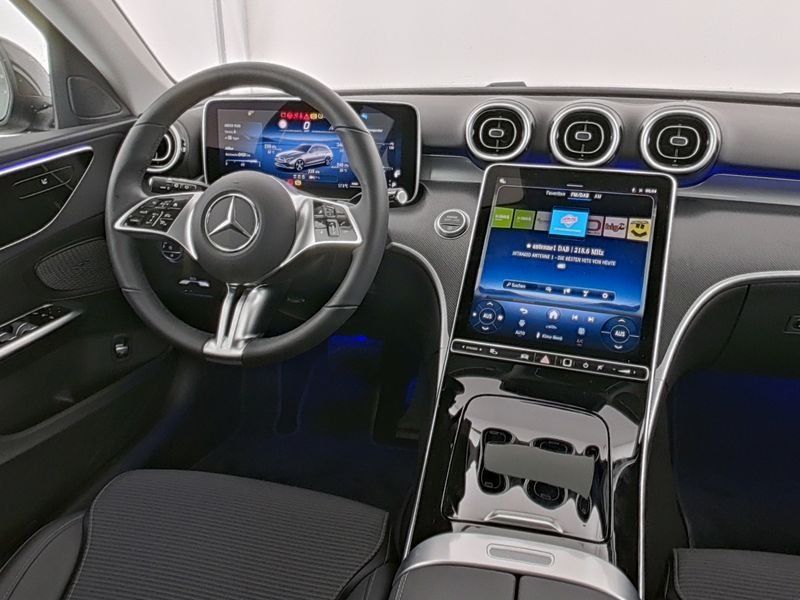 Mercedes-Benz C 200 2024