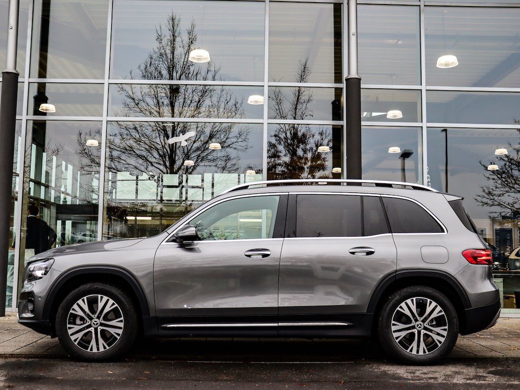 Mercedes-Benz GLB 200 2024