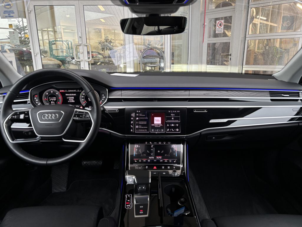 Audi A8 2024