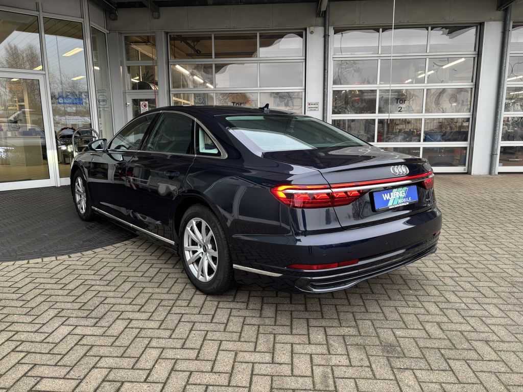 Audi A8 2024