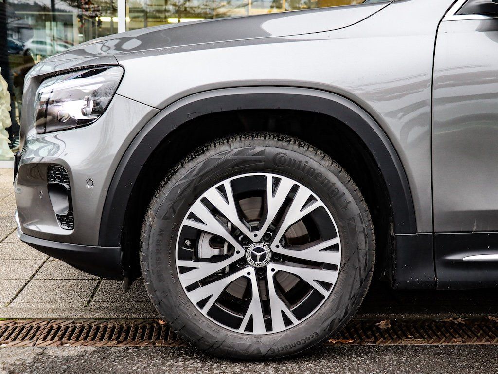 Mercedes-Benz GLB 200 2024