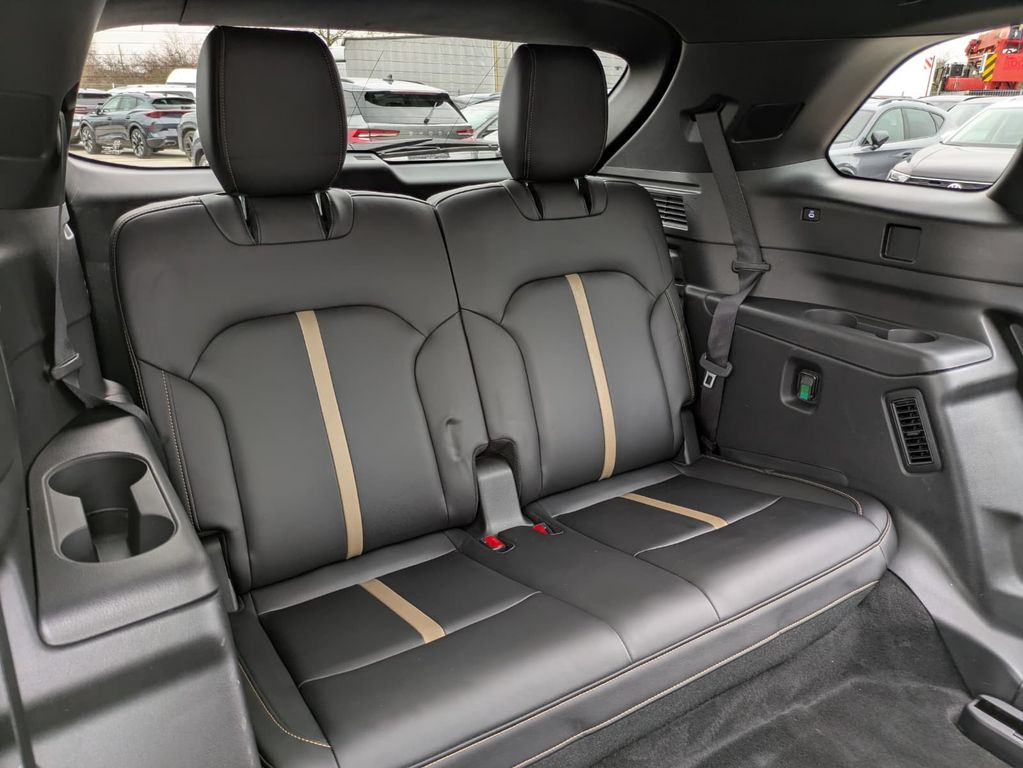 Mazda CX-80 2025