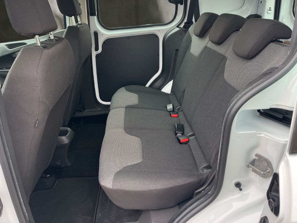 Ford Transit Courier 2020