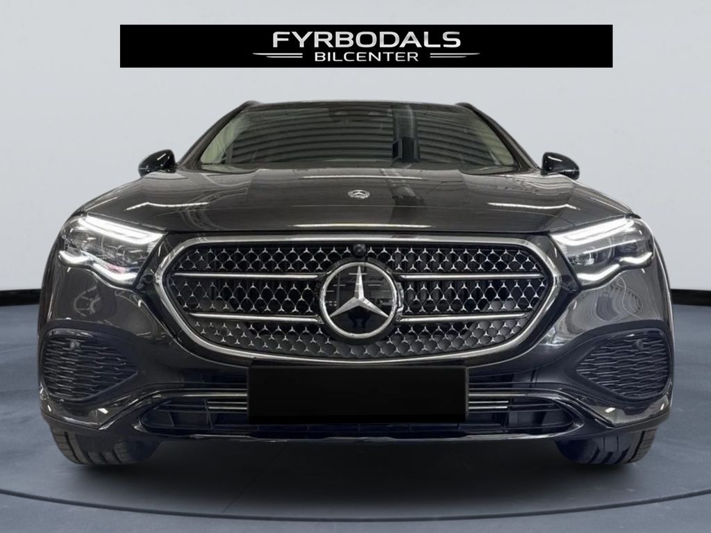 Mercedes-Benz E 300 2025