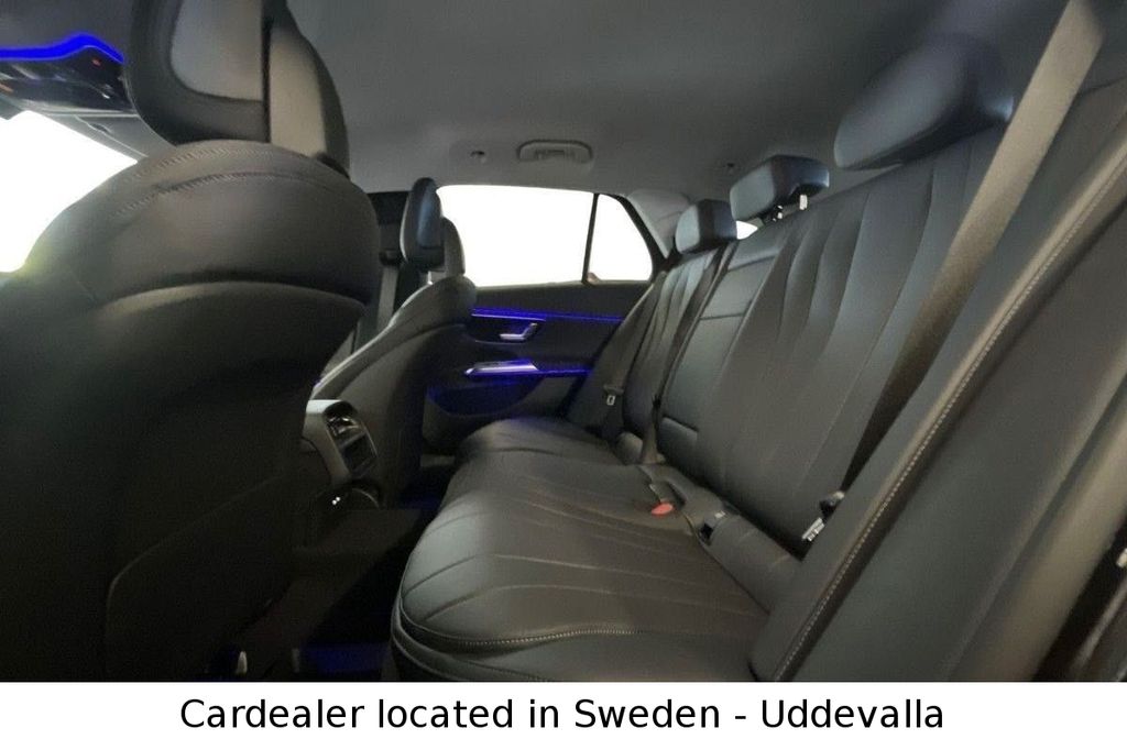 Mercedes-Benz E 300 2025