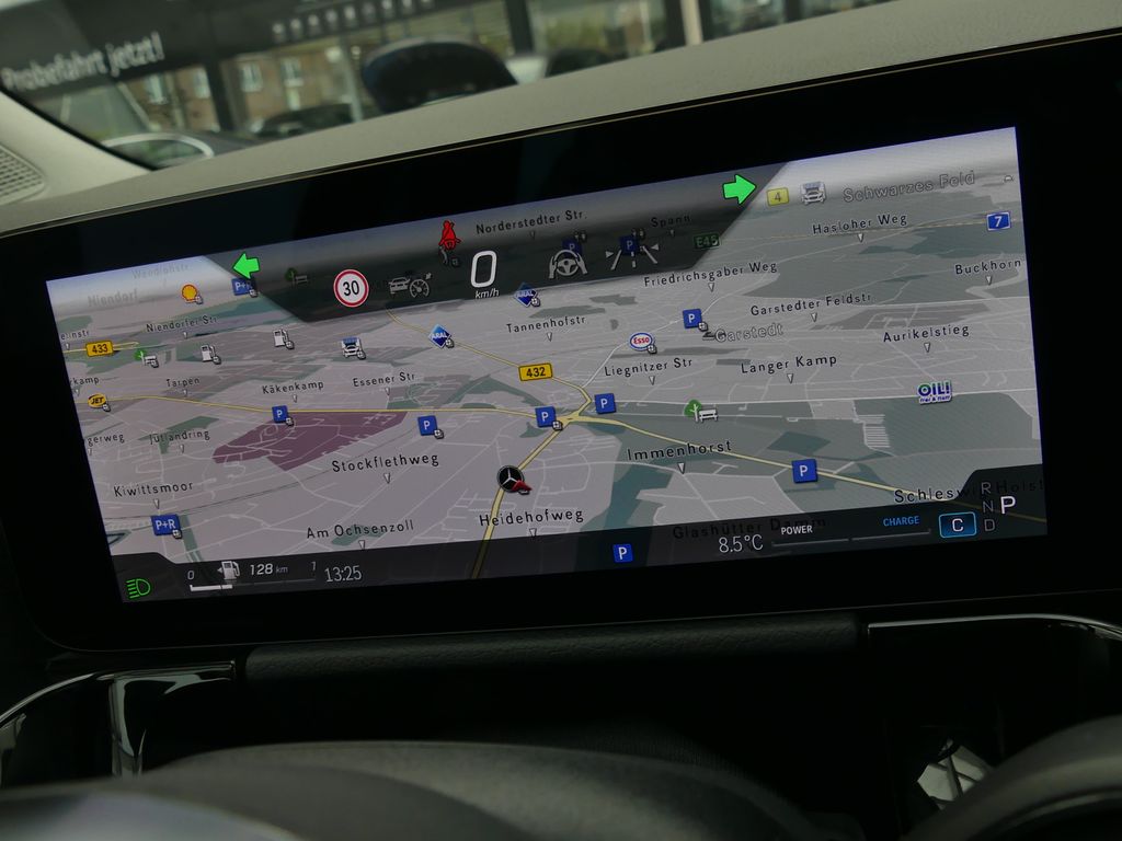 Mercedes-Benz GLA 180 2024