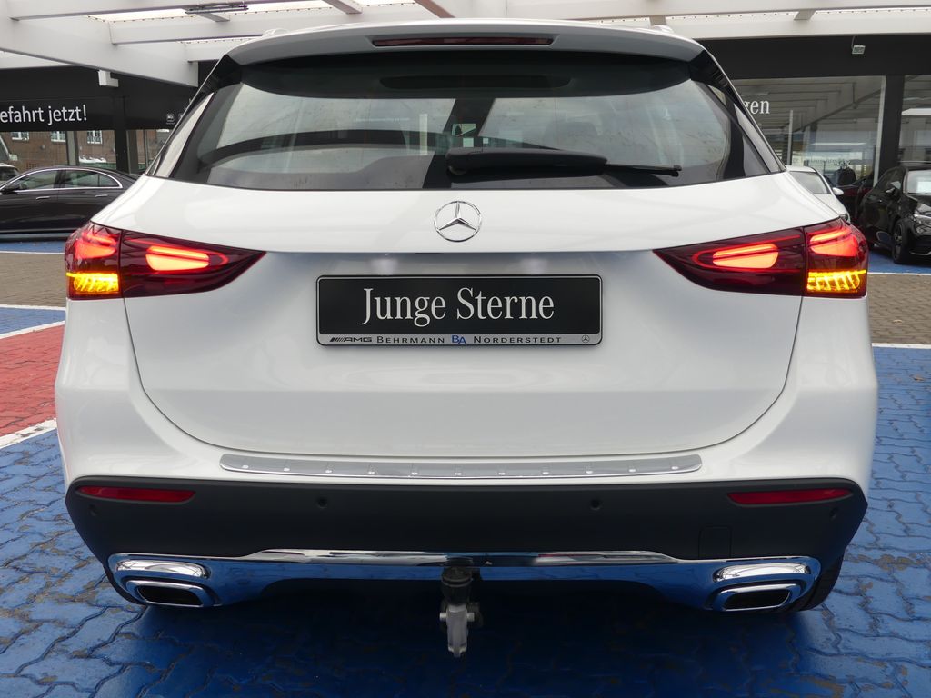 Mercedes-Benz GLA 180 2024