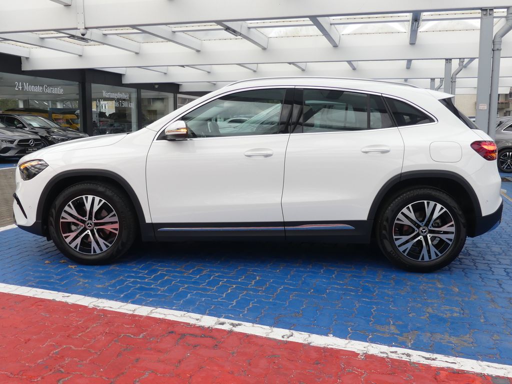 Mercedes-Benz GLA 180 2024