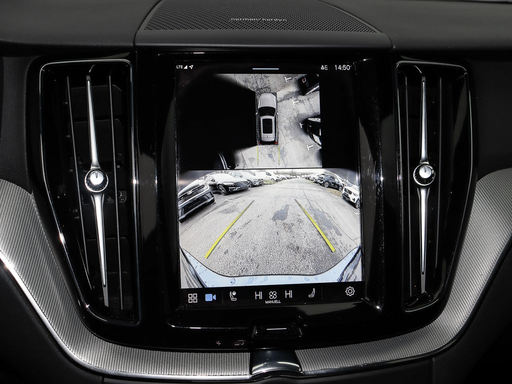 Volvo XC60 2025