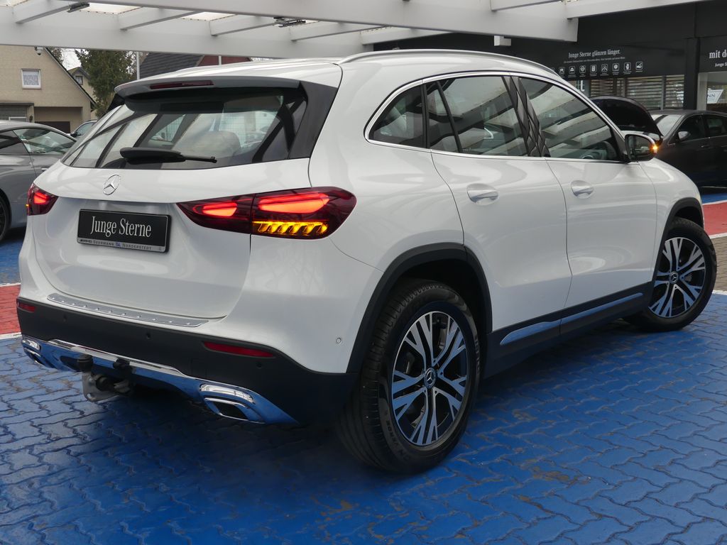 Mercedes-Benz GLA 180 2024