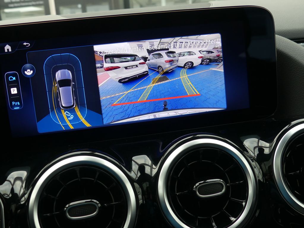 Mercedes-Benz GLA 180 2024