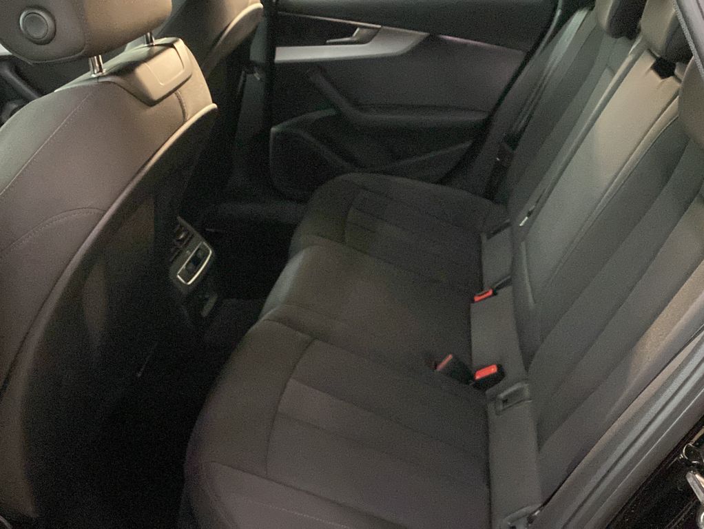 Audi A4 2024