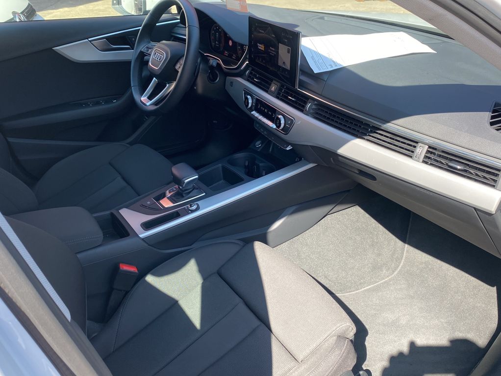 Audi A4 2024