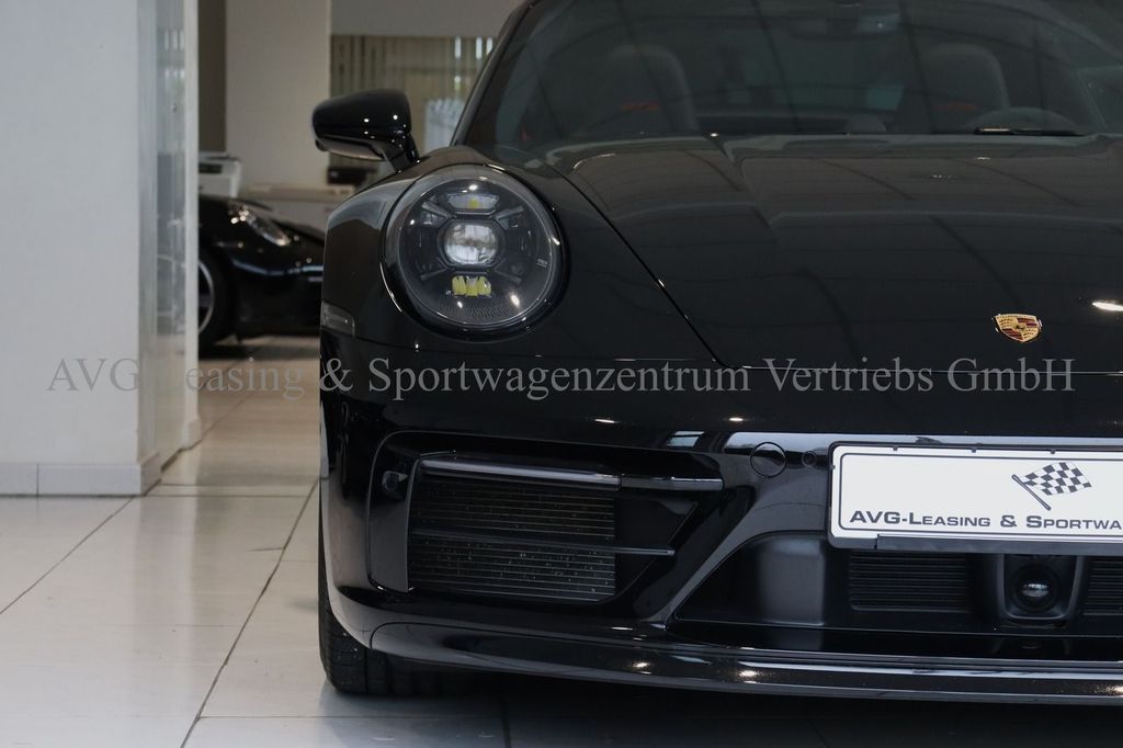 Porsche 992 2024