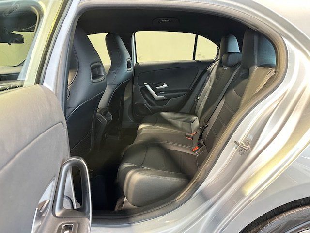 Mercedes-Benz A 250 2021