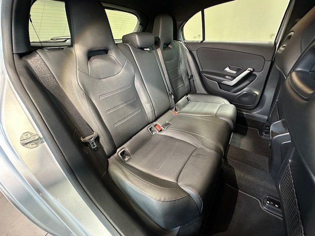 Mercedes-Benz A 250 2021