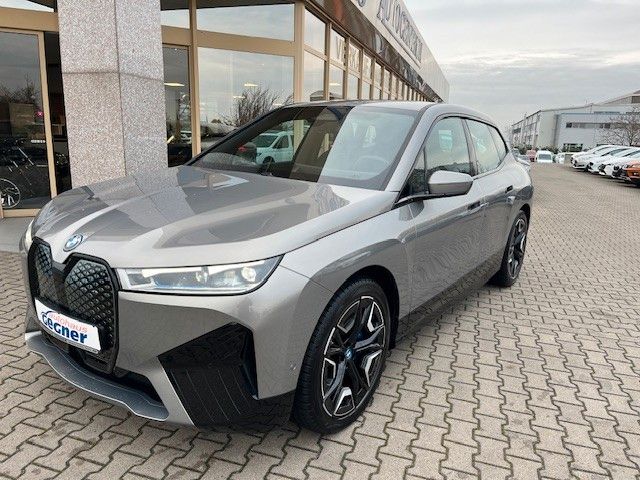 BMW iX 2022