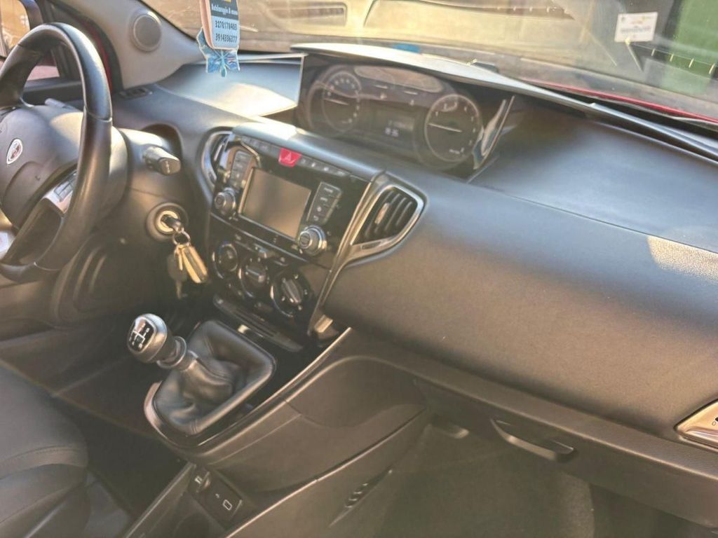 Lancia Ypsilon 2019