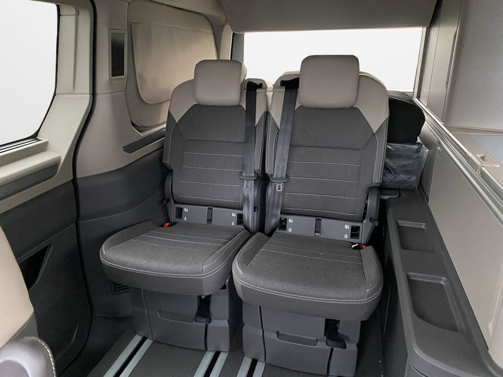 Volkswagen T7 California 2025