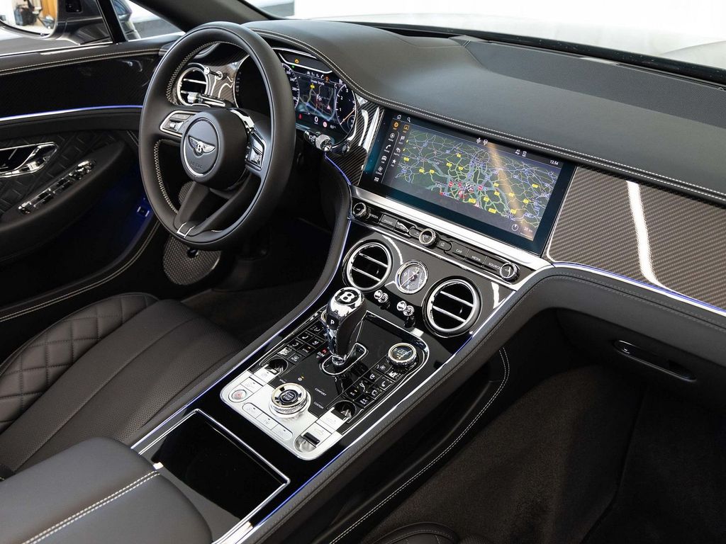 Bentley Continental GTC 2023