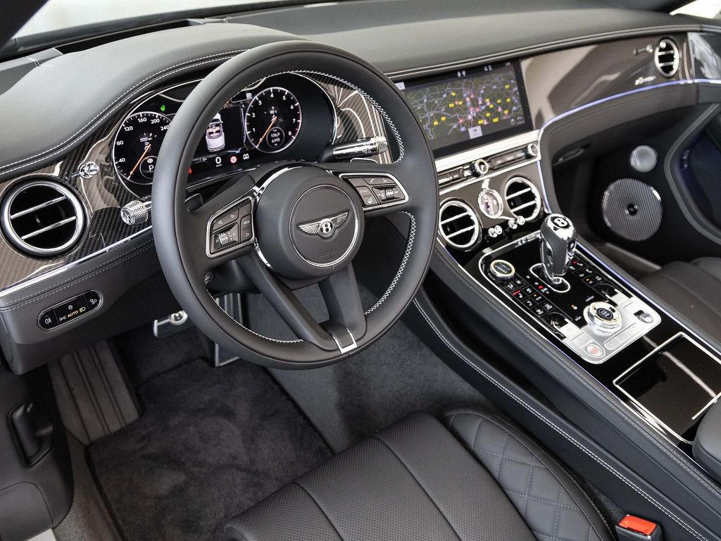 Bentley Continental GTC 2023