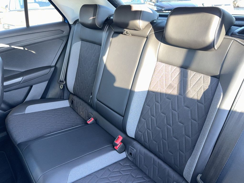 Volkswagen T-Roc 2025