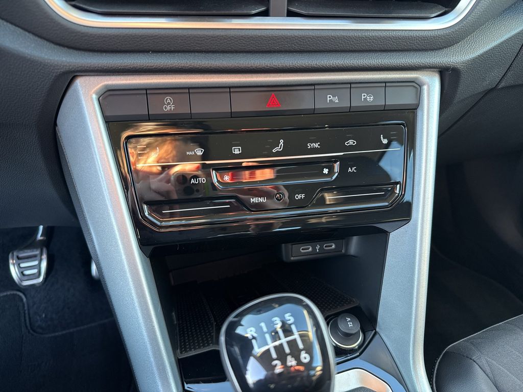 Volkswagen T-Roc 2025