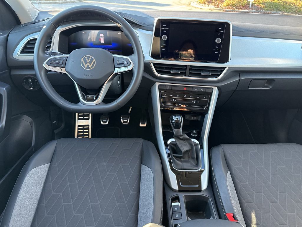 Volkswagen T-Roc 2025