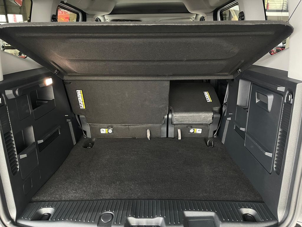 Ford Tourneo Courier 2025