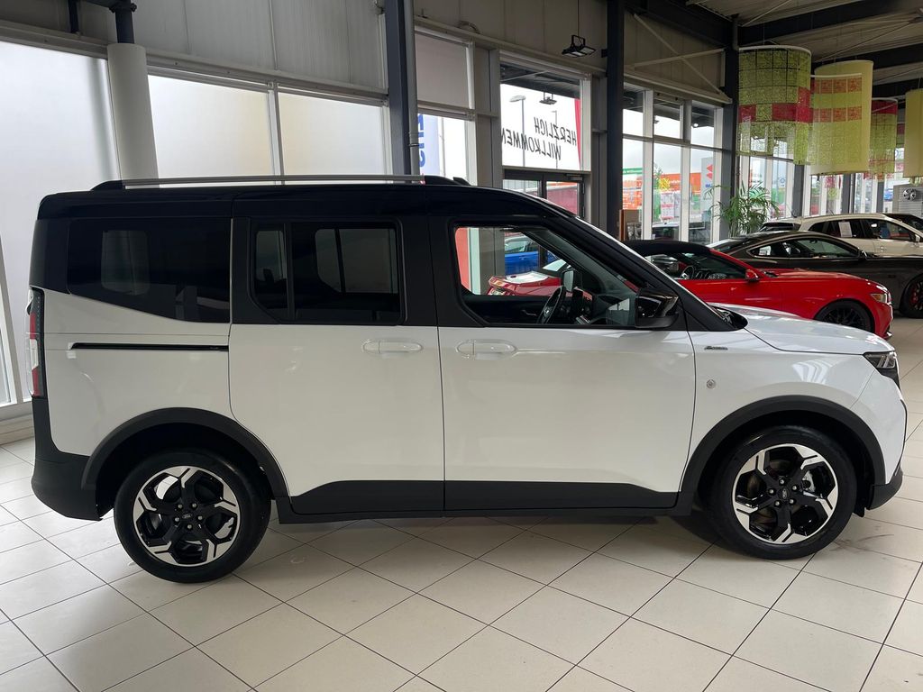 Ford Tourneo Courier 2025