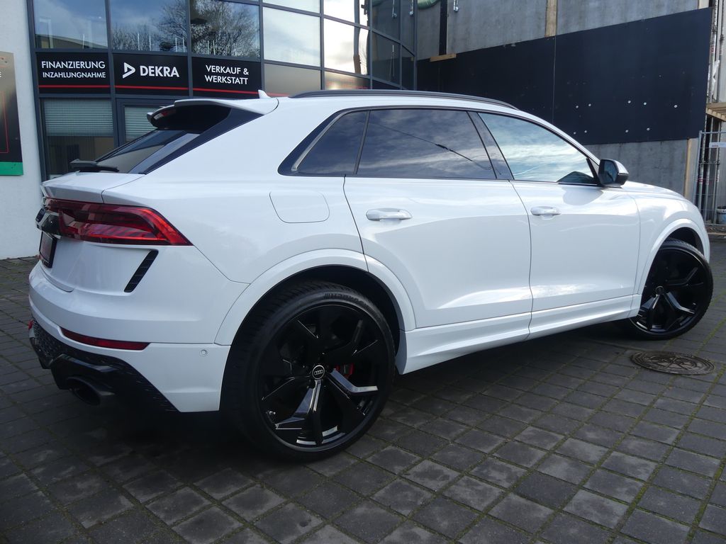 Audi RSQ8 2023