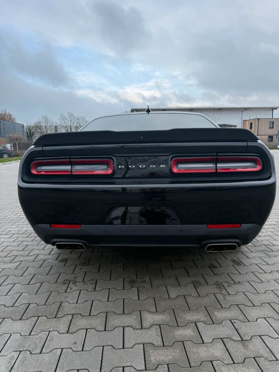 Dodge Challenger 2019