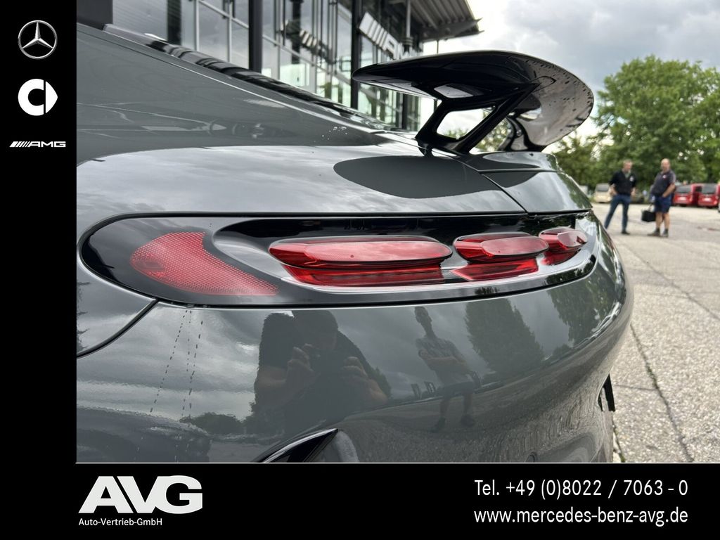 Mercedes-Benz AMG GT 2025