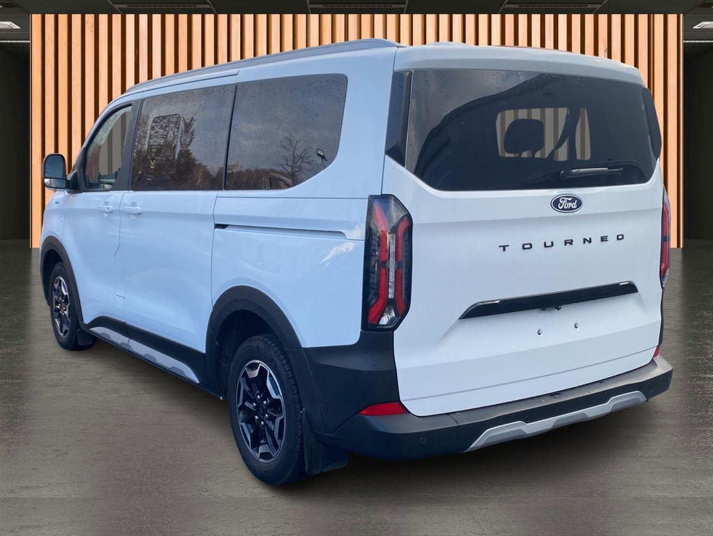 Ford Tourneo Custom 2025