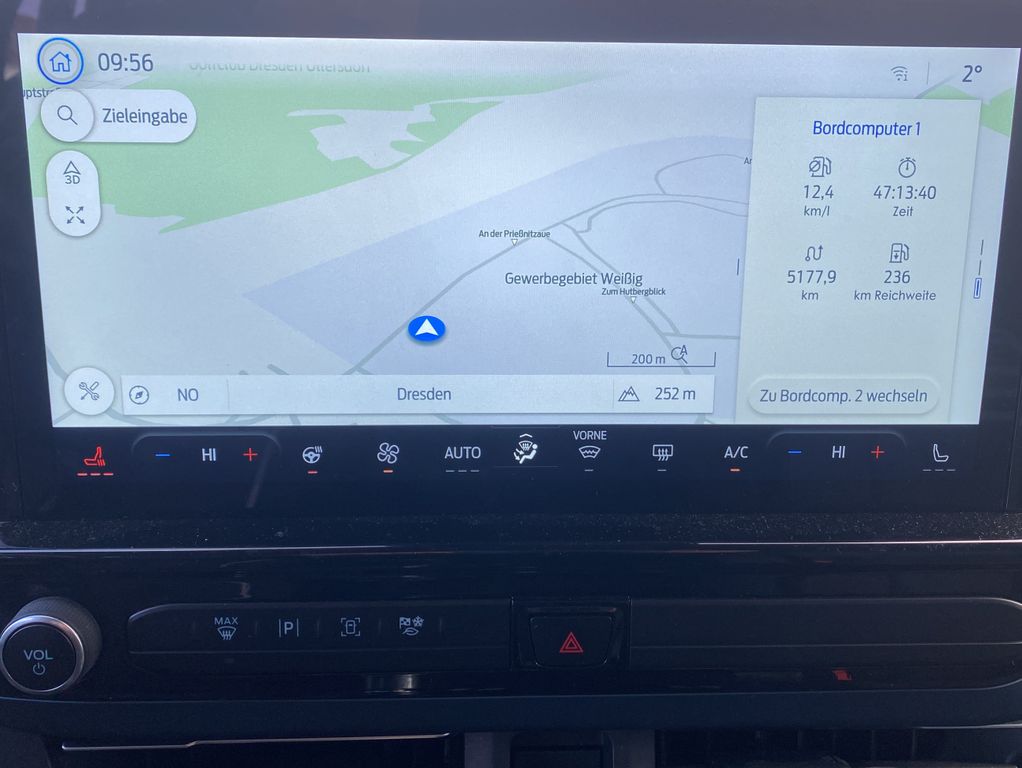 Ford Tourneo Custom 2025