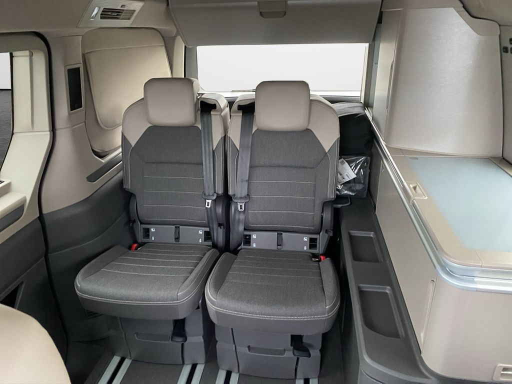 Volkswagen T7 California 2025