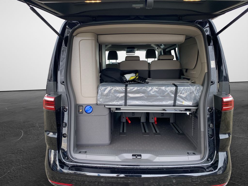 Volkswagen T7 California 2025