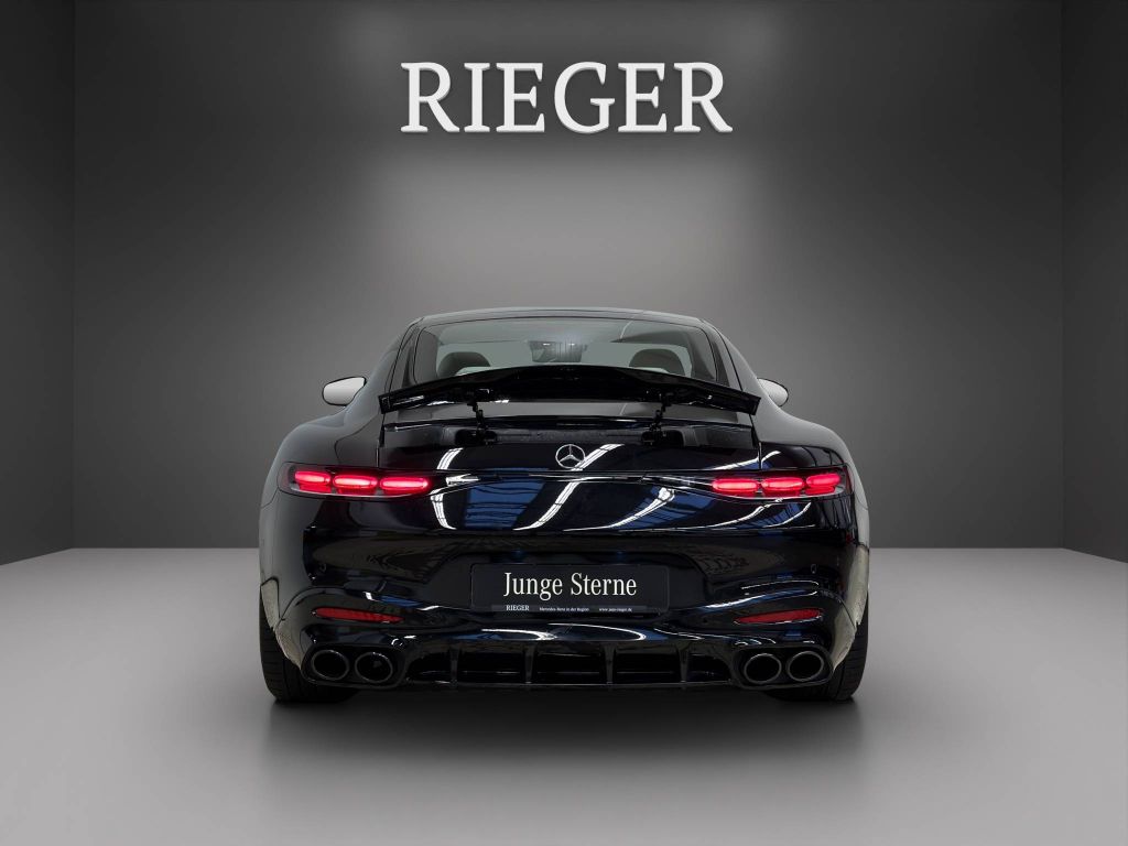 Mercedes-Benz AMG GT 2025